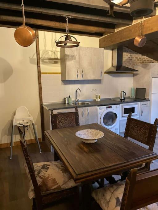 La Casa De La Abuela Amalia Lägenhet Arenas de San Pedro Exteriör bild