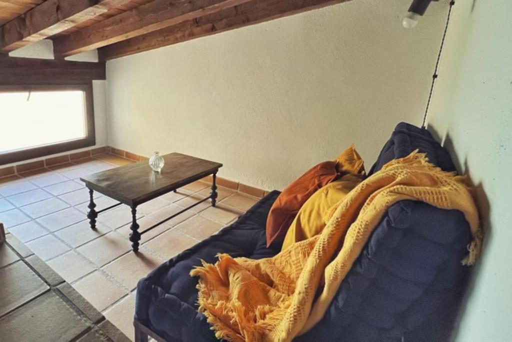 La Casa De La Abuela Amalia Lägenhet Arenas de San Pedro Exteriör bild