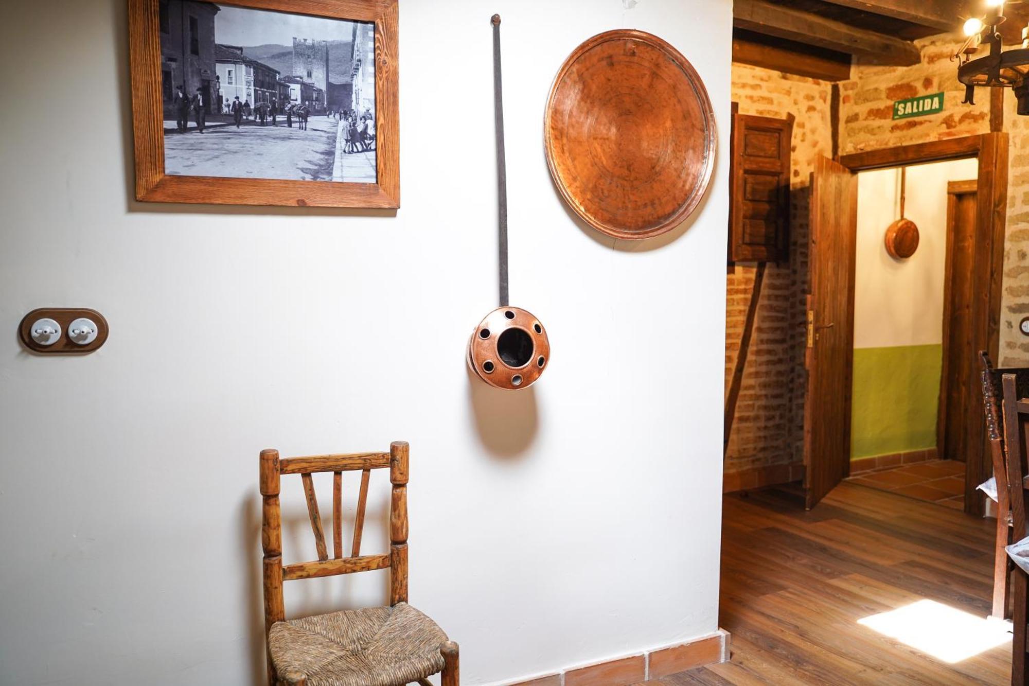 La Casa De La Abuela Amalia Lägenhet Arenas de San Pedro Exteriör bild